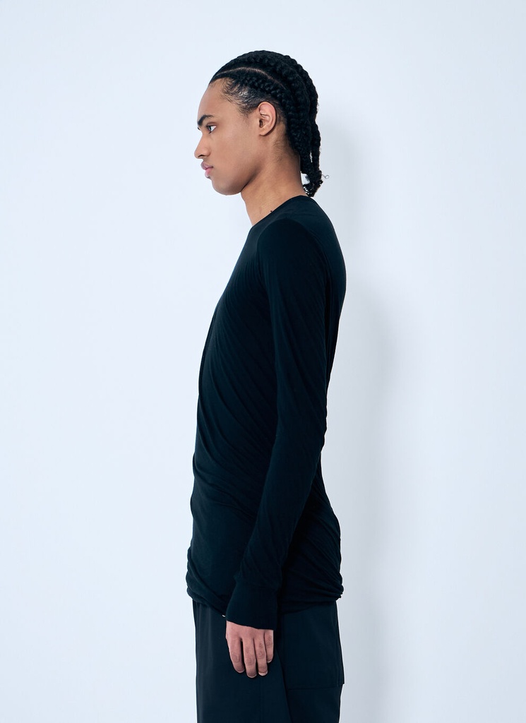 RU01E5257 UC 09 BLACK-3.jpg