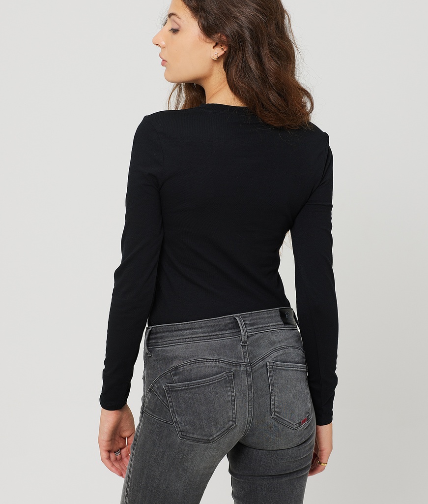 21W059-R19D030-4.jpg