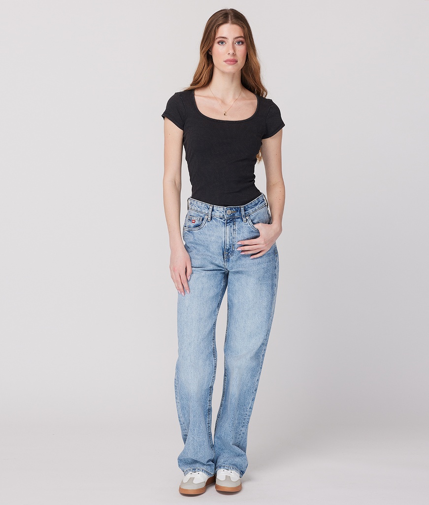 21Z015-U19D030-4.jpg