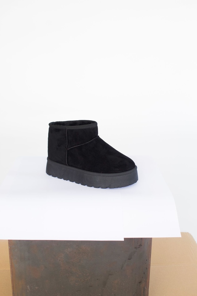 Kissa Boots, Black