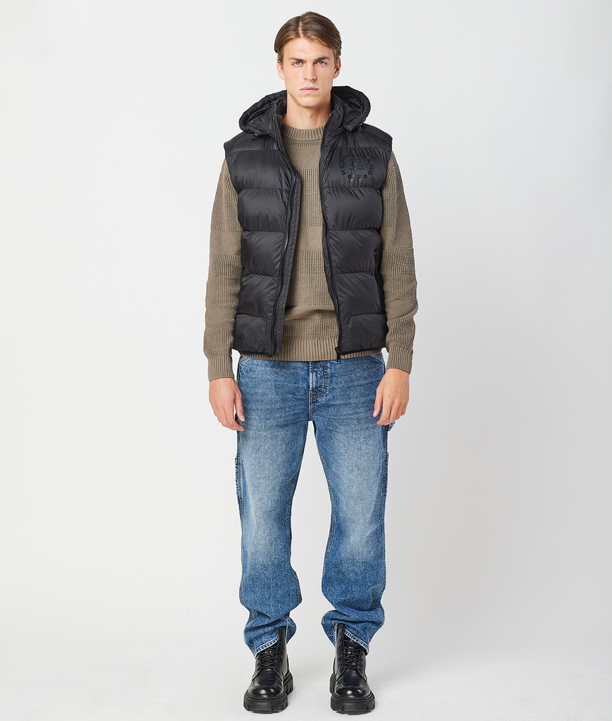 Amado Vest
